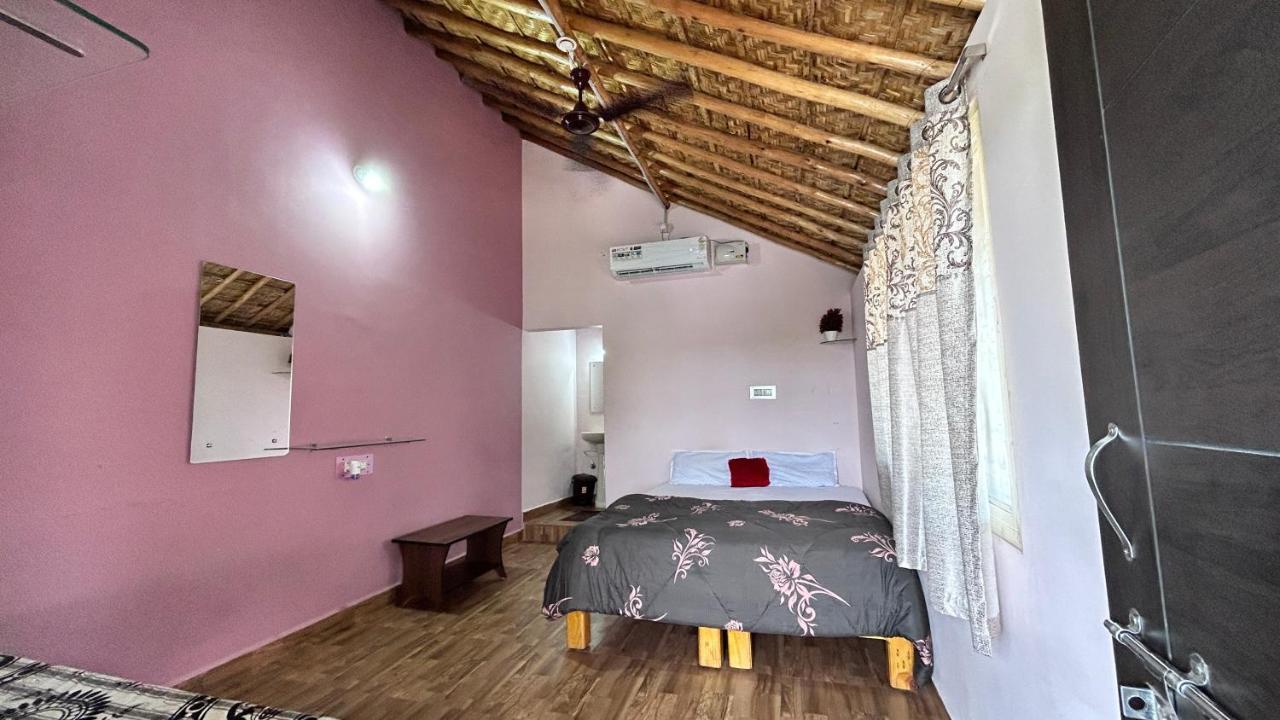 Prajwal Home Stay Hampi Extérieur photo